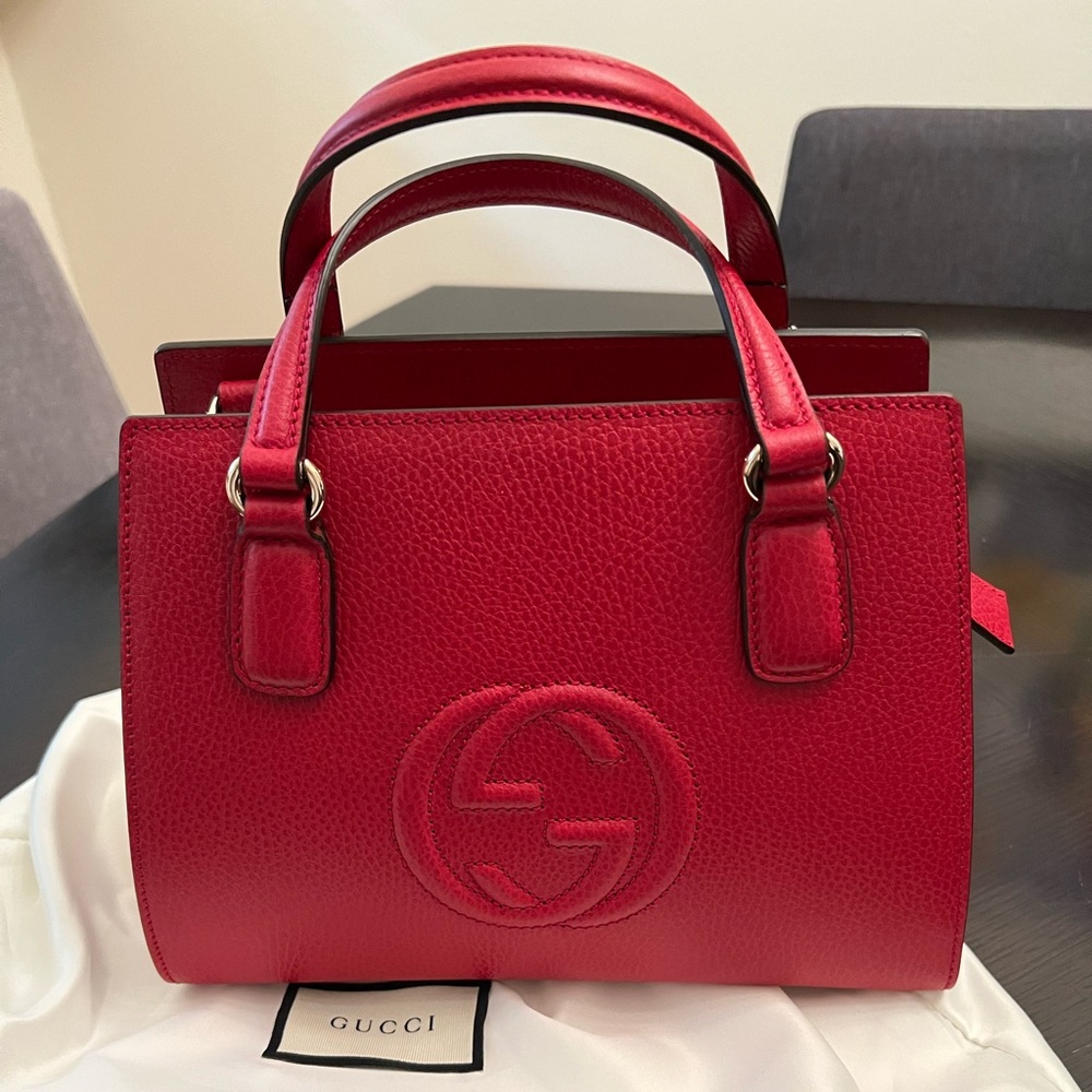 Gucci soho top handle bag